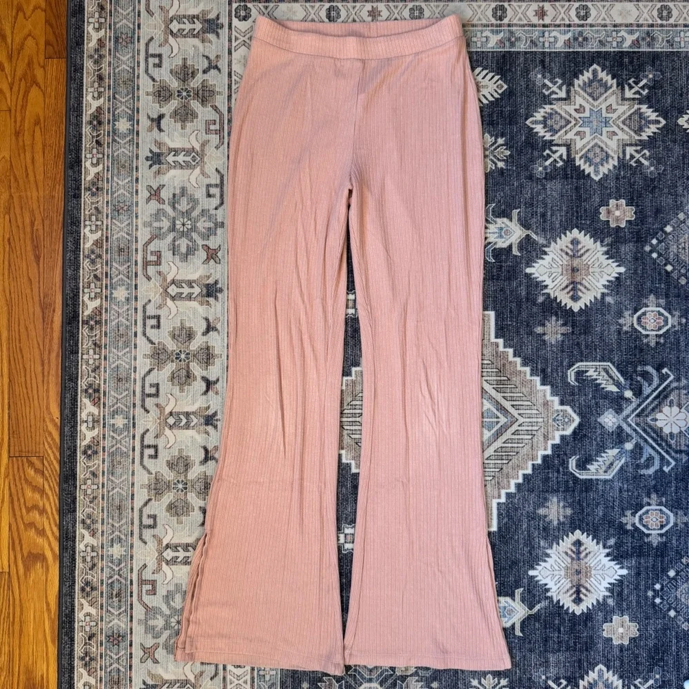 Old Navy High-Waisted Rib-Knit Split Flare Pink Lounge Pants Medium 31” Inseam - Picture 2 of 11